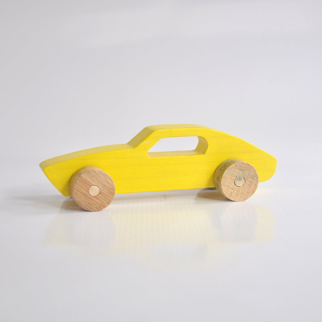 Wooden racing car toy